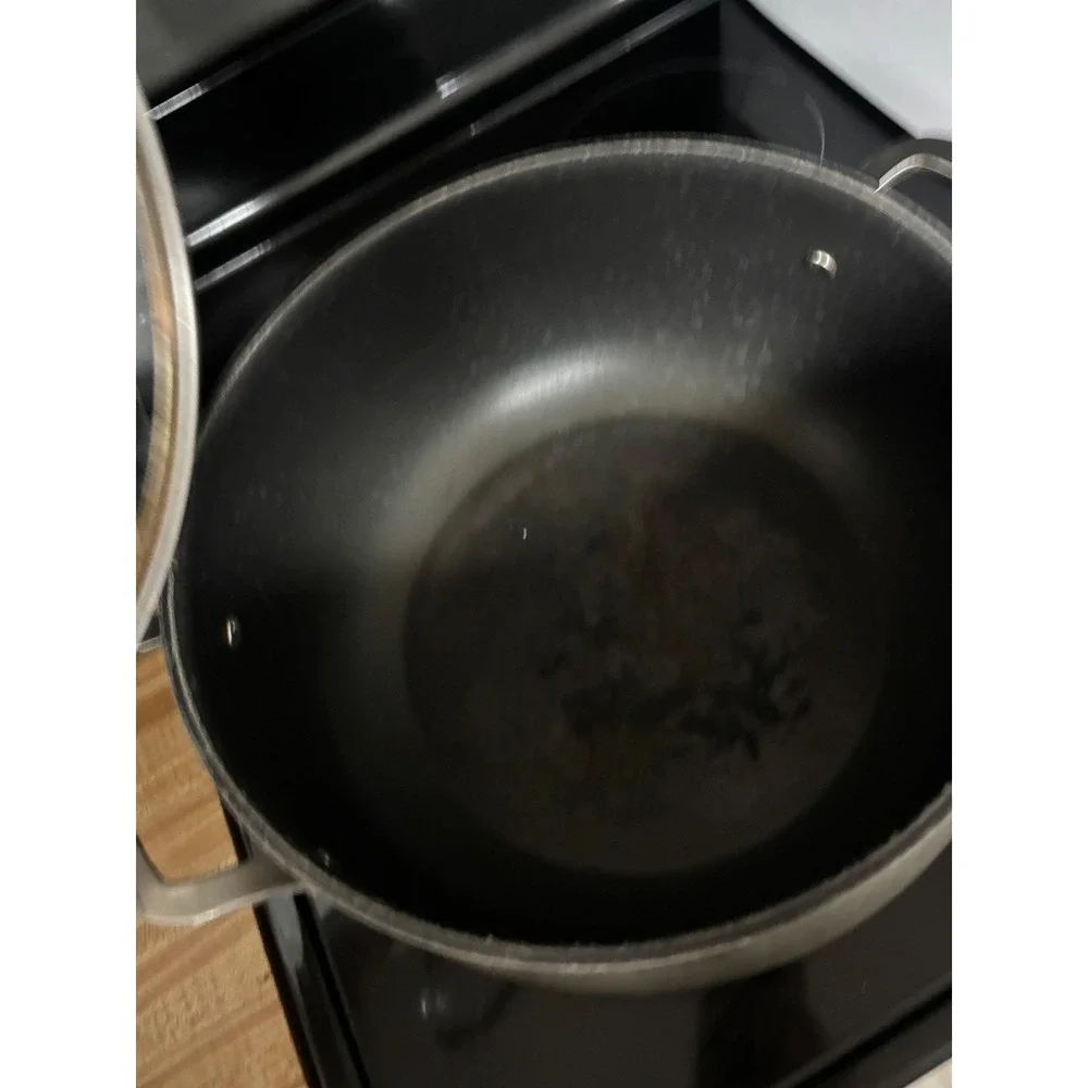 Belgique 7.5 Qt Hard Anodized Aluminum Stockpot with Glass Lid Gray